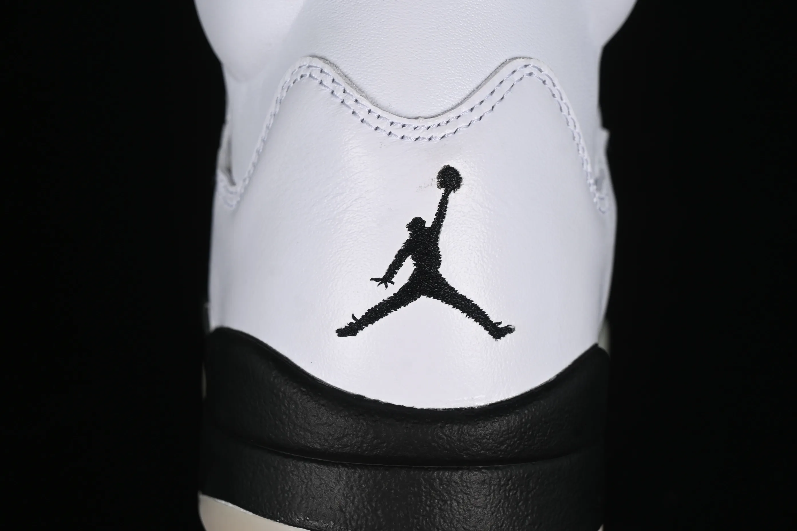 All categories Air Jordan Jordan series basketball shoes Air Jordan 5 P version Air Jordan 5 Retro AJ5 Joe 5 silver black DD0587-110